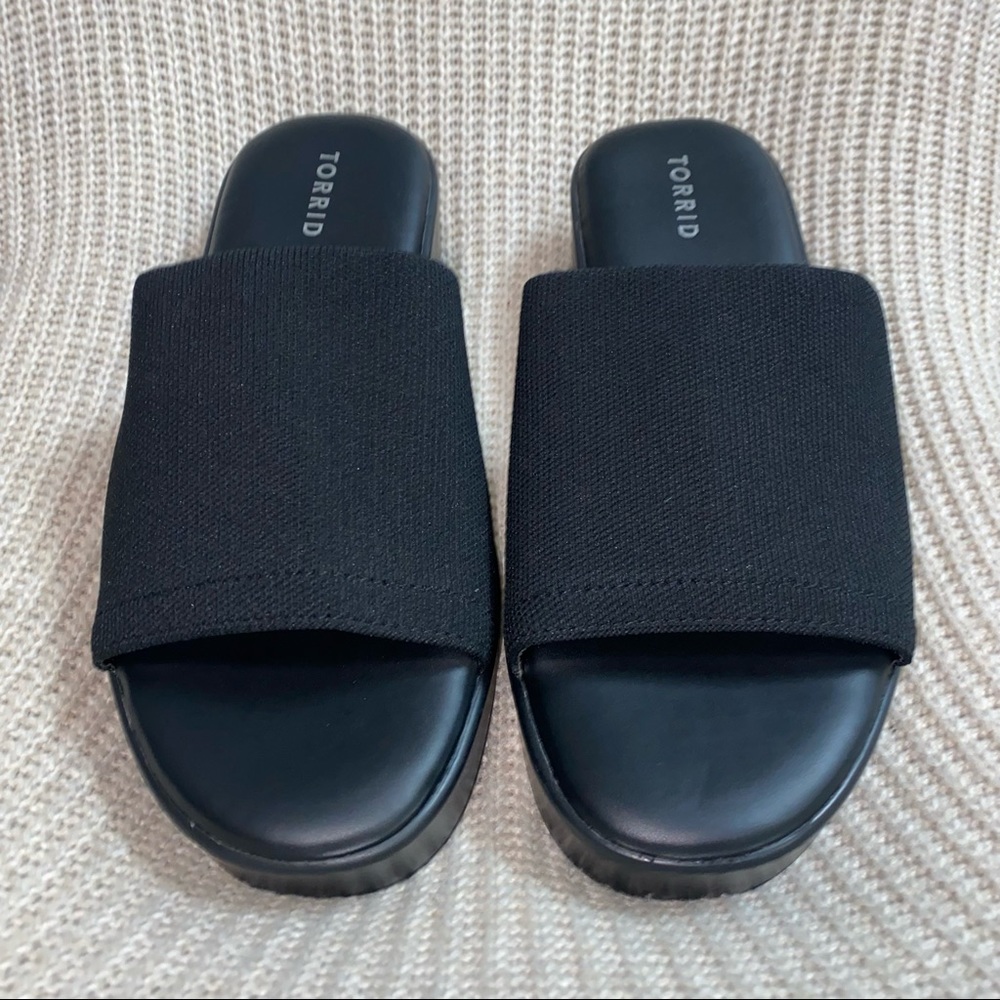 Torrid black platform sandal WW